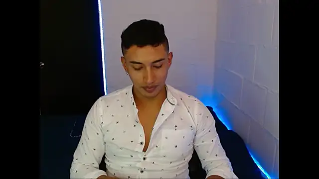 Davixx258 online show from February 2025 08:58:02 PM