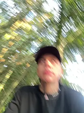 Snapshot of _PhillipBrown chatting on December 2024 12:05:01 PM PhillipBrown online show from December 2024 12:05:01 PM