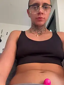 Snapshot of _PhillipBrown chatting on March 2025 06:43:02 PM PhillipBrown online show from March 2025 06:43:02 PM