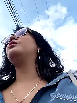 lara moon25 online show from November 2025 07:34:02 PM