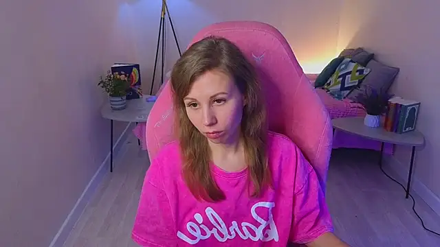 Lill Mary online show from January 2025 06:22:02 AM