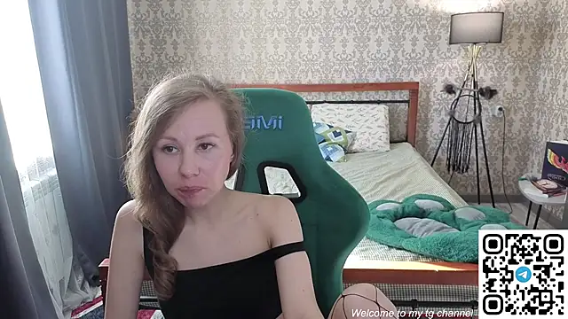 Lill Mary online show from June 2026 01:22:01 AM