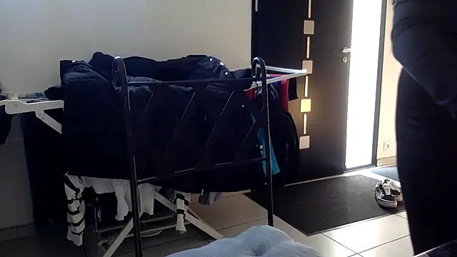 Snapshot of vanillesoumise chatting on March 2025 09:33:02 AM vanillesoumise online show from March 2025 09:33:02 AM