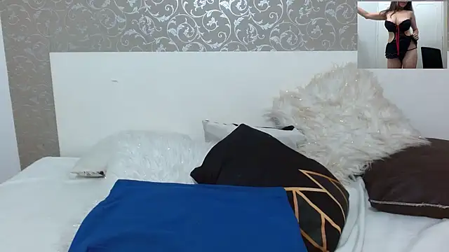 sammanta hott online show from December 2025 09:12:02 PM