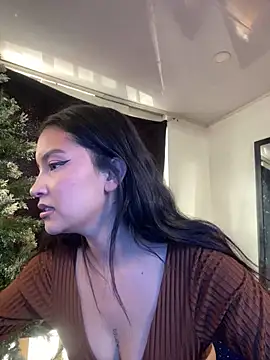 baby lizy online show from December 2024 04:49:01 PM