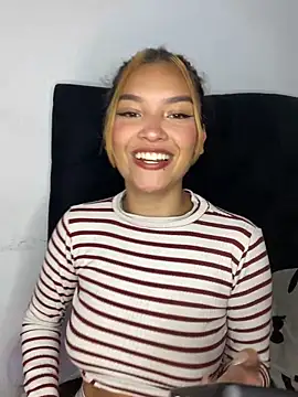 baby lizy online show from February 2025 09:14:01 PM