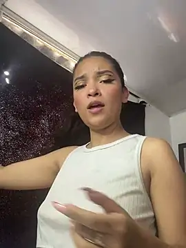 baby lizy online show from March 2025 08:54:01 PM