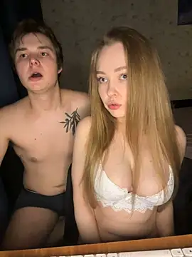 Snapshot of Family-Mm1 chatting on February 2025 11:34:02 PM Family-Mm1 online show from February 2025 11:34:02 PM