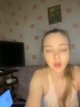 Snapshot of Family-Mm1 chatting on February 2025 12:47:02 AM Family-Mm1 online show from February 2025 12:47:02 AM