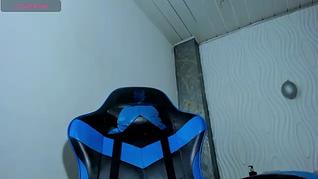 Catalehia Milk online show from December 2025 09:12:02 PM