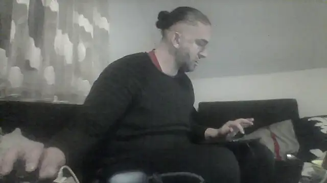 NewyorkDimi online show from February 2025 04:24:02 AM