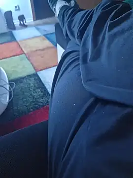 Snapshot of Warumnicht1980 chatting on November 2025 05:18:02 AM Warumnicht1980 online show from November 2025 05:18:02 AM