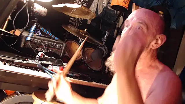 Snapshot of DREAMZ420 chatting on October 2025 10:10:01 PM DREAMZ420 online show from October 2025 10:10:01 PM