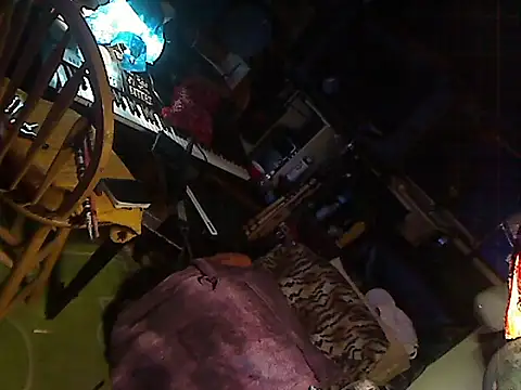 DREAMZ420 online show from May 2026 07:44:02 PM