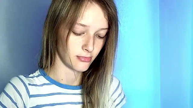 Evvie Summn1 online show from July 2026 04:25:01 PM