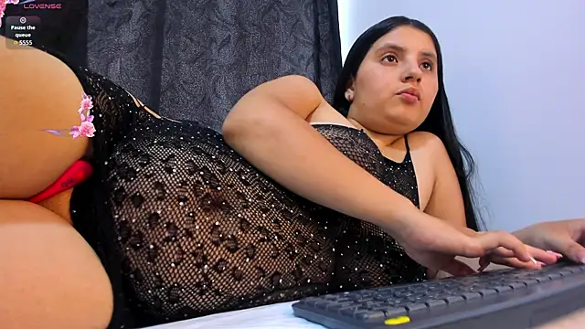 Snapshot of AnithaaYork chatting on July 2026 09:08:01 PM AnithaaYork online show from July 2026 09:08:01 PM