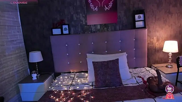 Snapshot of alice__tylor chatting on January 2026 11:37:02 AM alice tylor online show from January 2026 11:37:02 AM