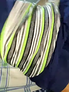 Zombra 42 online show from October 2025 03:30:01 AM