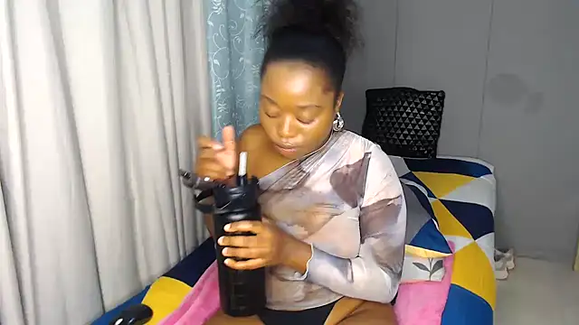 Sexyboobs330 online show from March 2025 03:47:01 AM