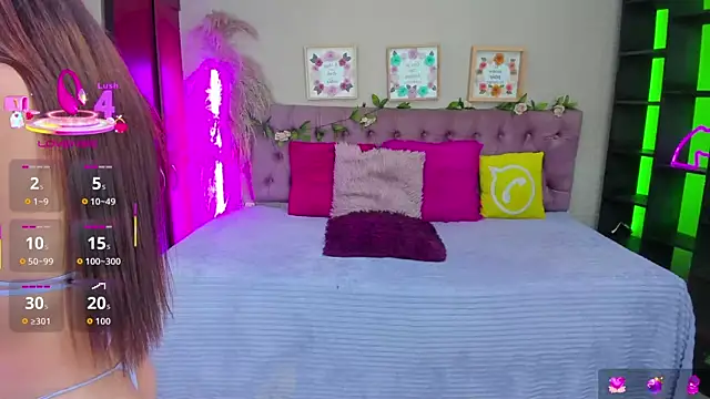 Lia Keen online show from November 2025 08:42:02 PM