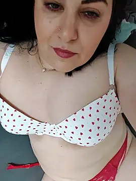 Snapshot of Tamara1955 chatting on February 2025 01:05:01 PM Tamara1955 online show from February 2025 01:05:01 PM