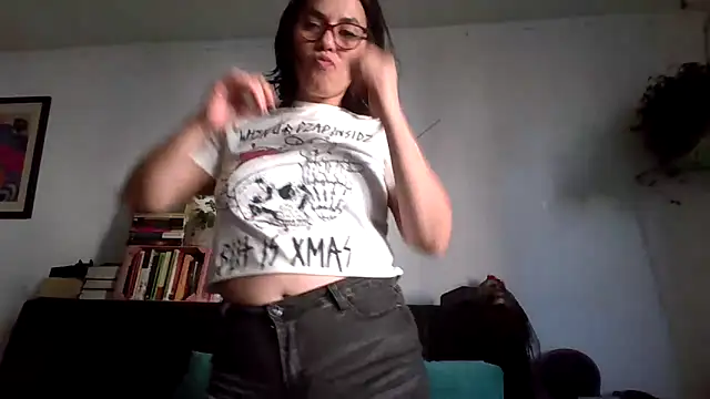 Tiramisu89 online show from November 2025 10:08:02 PM