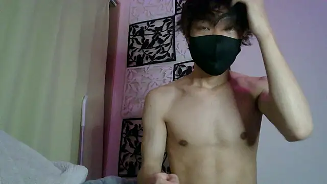 UKI06 online show from January 2025 03:53:02 PM