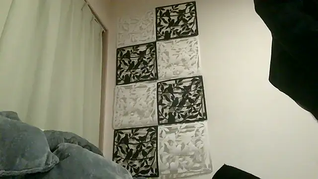 UKI06 online show from March 2025 01:35:02 PM