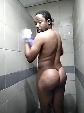 Polygamist online show from November 2025 03:58:02 PM