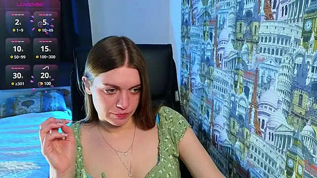 Lovella Lips online show from February 2025 11:44:02 AM