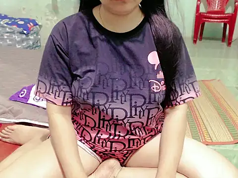 Snapshot of Asian_girl19 chatting on February 2026 12:16:01 PM Asian girl19 online show from February 2026 12:16:01 PM