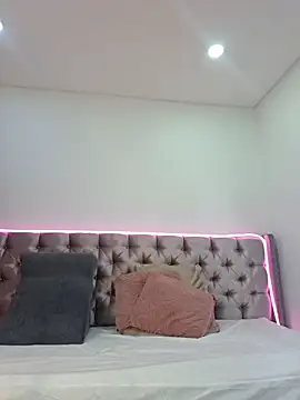 Anal Luucia online show from October 2025 12:24:02 PM