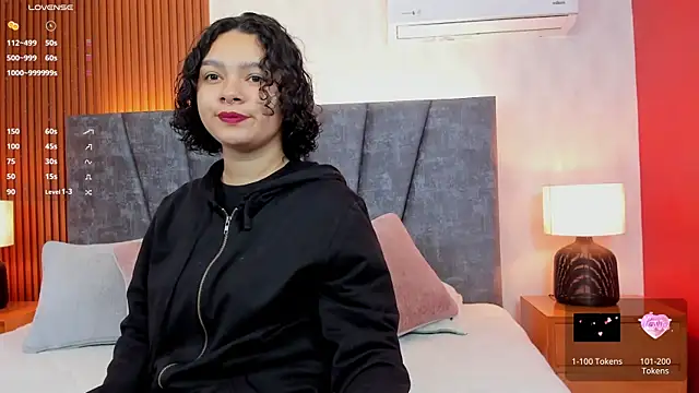 pretty sunlight  online show from January 2025 01:23:01 AM