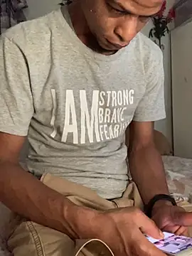 Snapshot of Johnras121 chatting on October 2025 01:52:02 AM Johnras121 online show from October 2025 01:52:02 AM