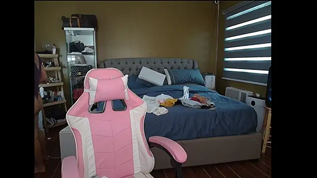 aya saki online show from March 2025 06:43:01 AM