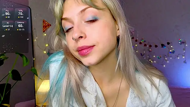 lavenderluxe online show from September 2025 05:57:01 PM