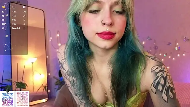 Snapshot of lavenderluxe chatting on May 2026 07:54:02 PM lavenderluxe online show from May 2026 07:54:02 PM