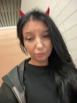 Snapshot of Tisha_Busty chatting on October 2025 11:22:01 AM Tisha Busty online show from October 2025 11:22:01 AM