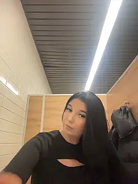 Snapshot of Tisha_Busty chatting on November 2025 12:39:02 PM Tisha Busty online show from November 2025 12:39:02 PM