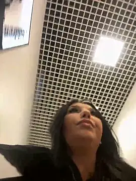 Snapshot of Tisha_Busty chatting on January 2026 01:26:01 PM Tisha Busty online show from January 2026 01:26:01 PM