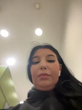 Snapshot of Tisha_Busty chatting on February 2026 11:47:02 AM Tisha Busty online show from February 2026 11:47:02 AM