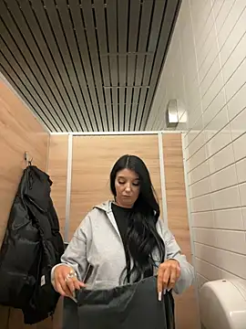 Snapshot of Tisha_Busty chatting on February 2026 12:47:02 PM Tisha Busty online show from February 2026 12:47:02 PM