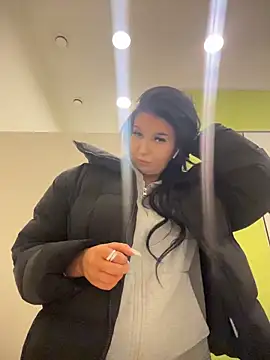 Snapshot of Tisha_Busty chatting on February 2026 01:10:01 PM Tisha Busty online show from February 2026 01:10:01 PM