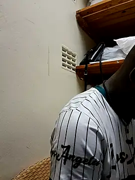 Snapshot of Touch_mysoul chatting on November 2025 07:29:01 AM Touch mysoul online show from November 2025 07:29:01 AM