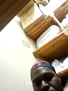 Snapshot of Touch_mysoul chatting on November 2025 12:16:02 PM Touch mysoul online show from November 2025 12:16:02 PM