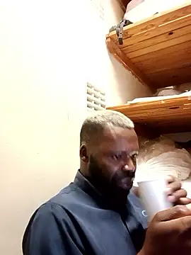 Snapshot of Touch_mysoul chatting on January 2026 11:25:01 AM Touch mysoul online show from January 2026 11:25:01 AM