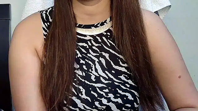 Snapshot of MIss-Naina chatting on April 2026 06:51:02 AM MIss-Naina online show from April 2026 06:51:02 AM