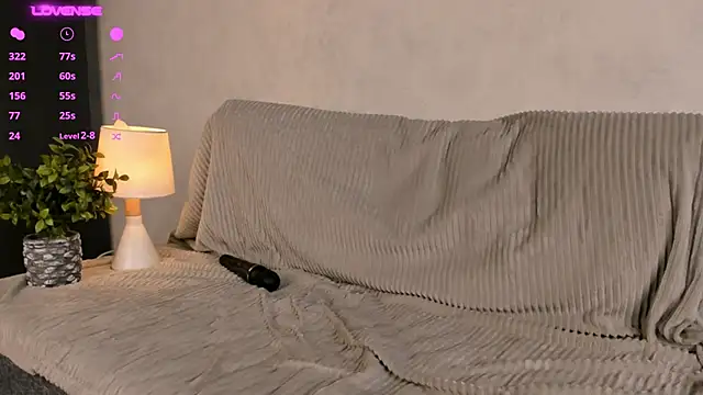 MeghanElson online show from December 2024 05:21:01 PM