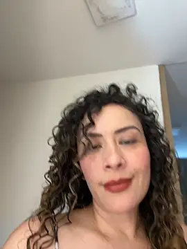 Elizabeth Dupont online show from September 2025 10:10:02 PM