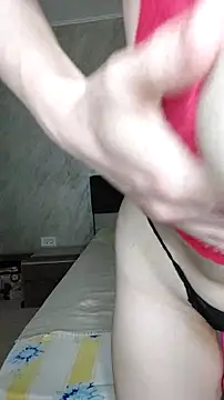 Snapshot of AliyaWade_ chatting on May 2026 05:54:01 PM AliyaWade online show from May 2026 05:54:01 PM